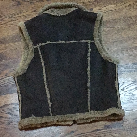 Brown Shearling Vest - Picture 2 of 8